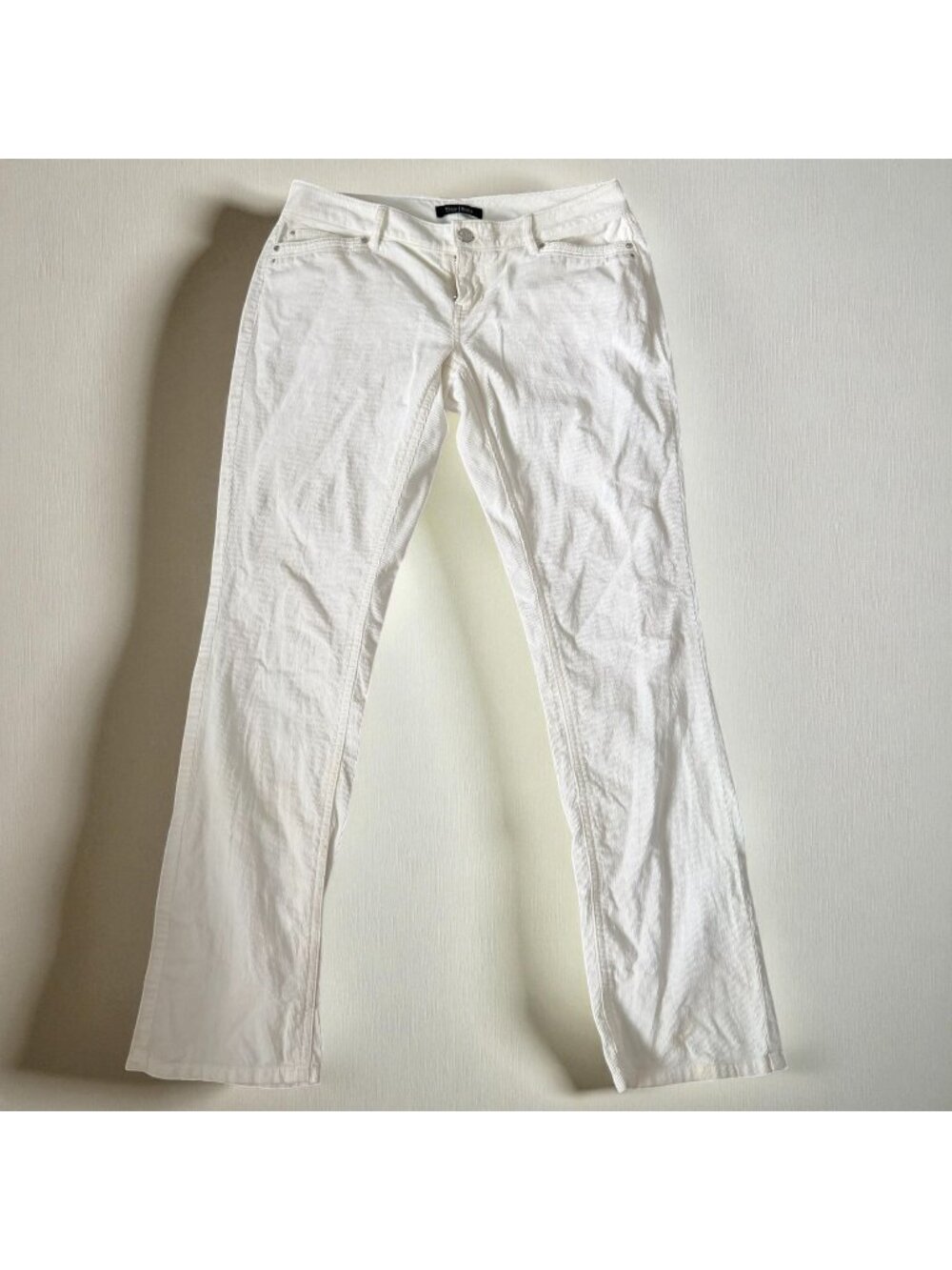 WHBM WHITE HOUSE BLACK MARKET White Corduroy Straight Leg Pants Size 2R